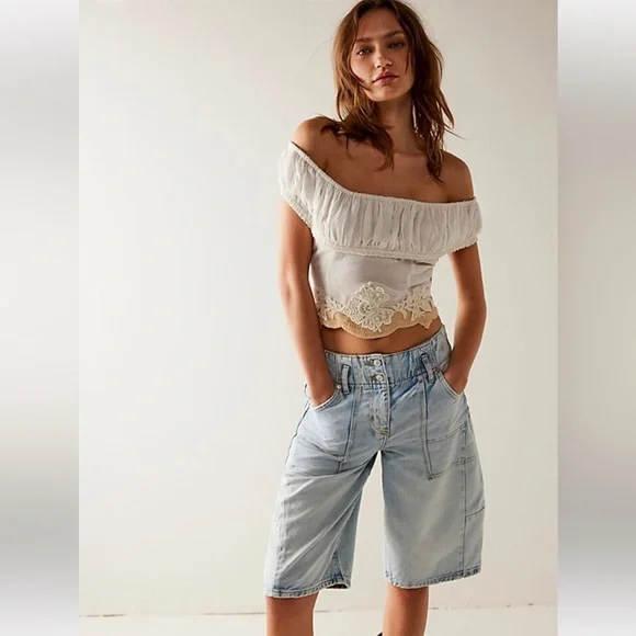 Free People We the Free Extreme Measures Barrel Shorts Lt Blue NWT - Picture 2 of 12